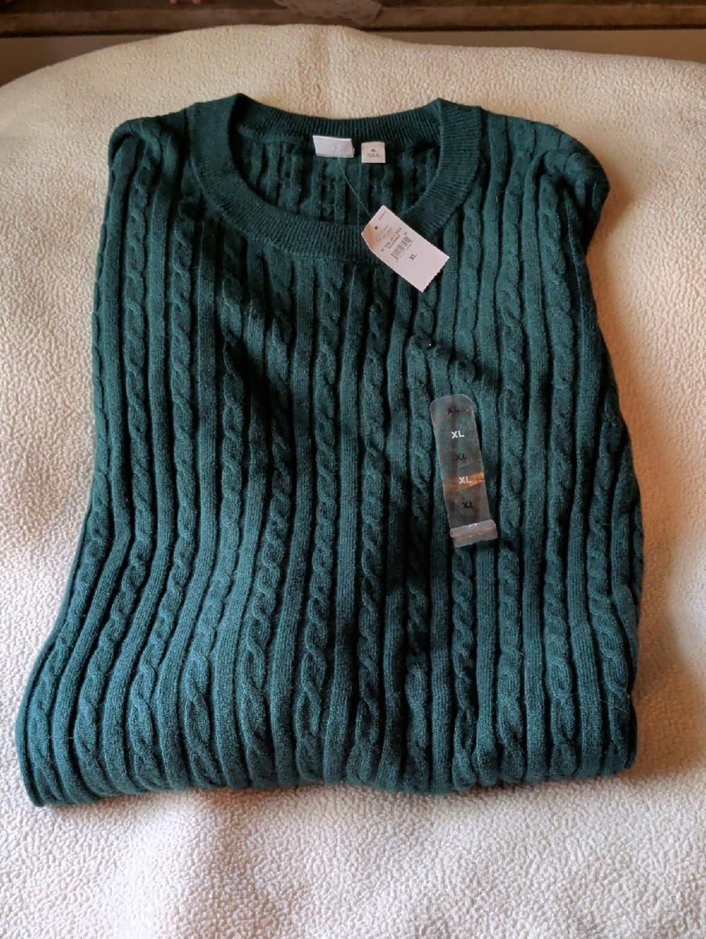 Women's Cable Knit Crewneck Sweater - Dark Green